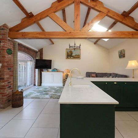 Plough Cottage Driffield Екстериор снимка
