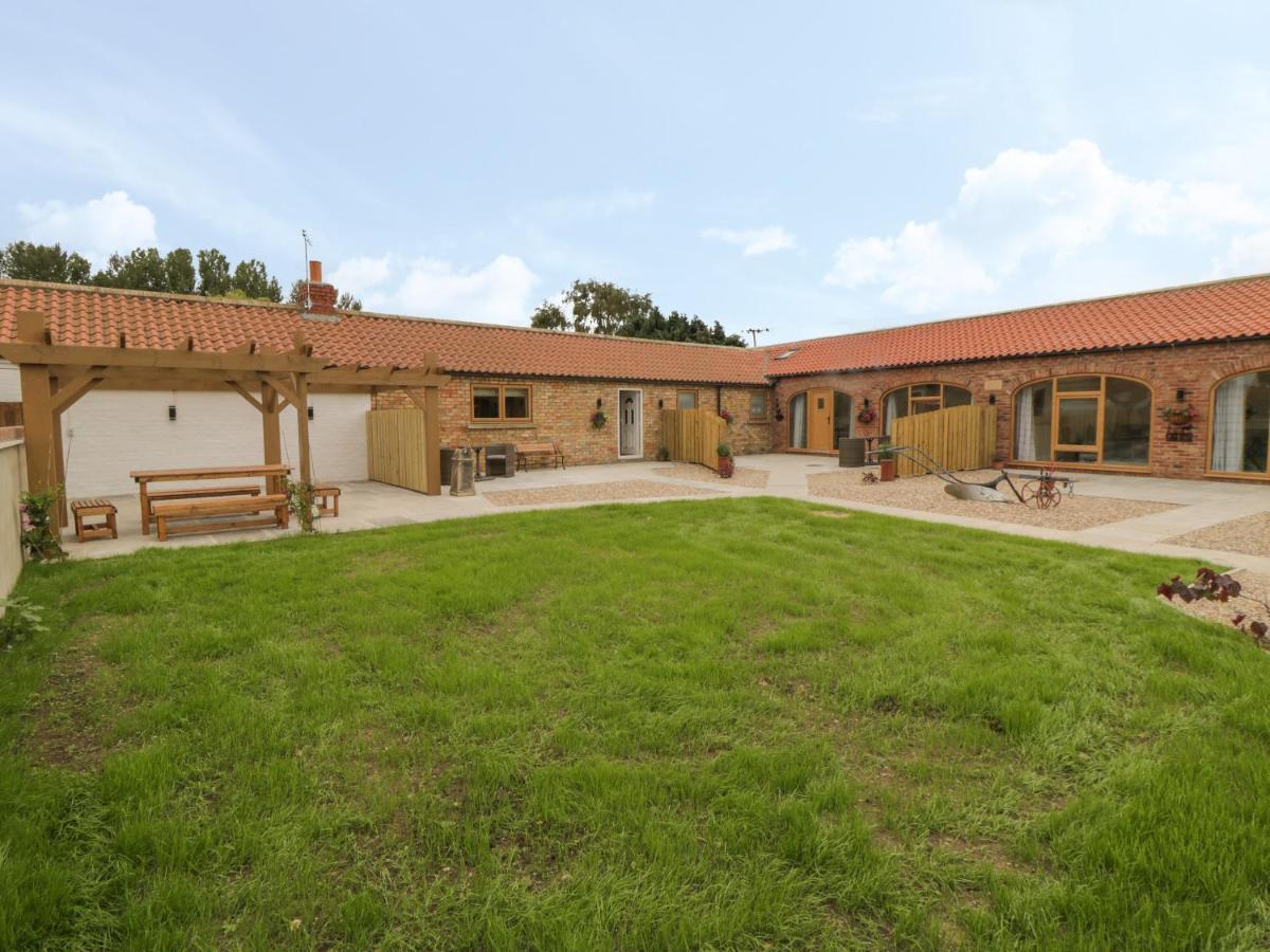 Plough Cottage Driffield Екстериор снимка
