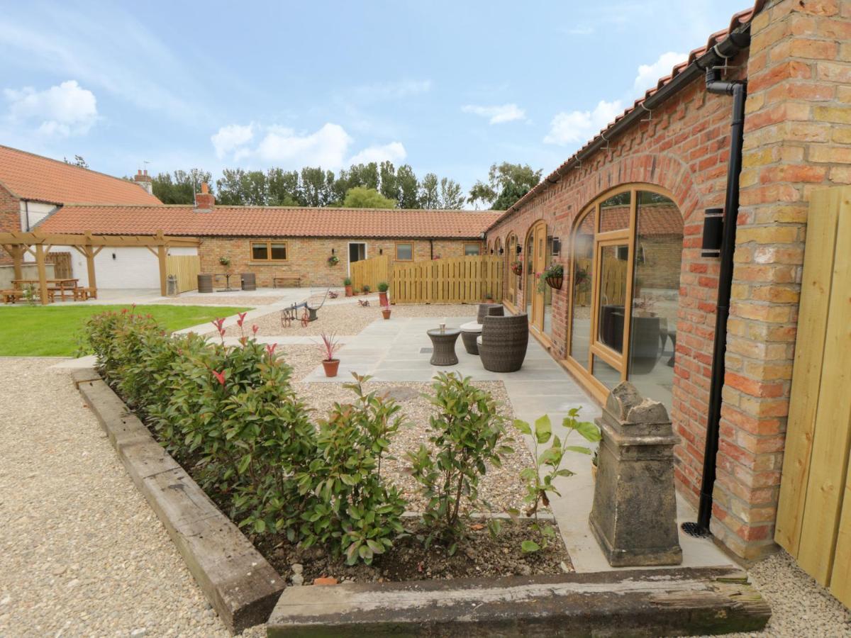 Plough Cottage Driffield Екстериор снимка